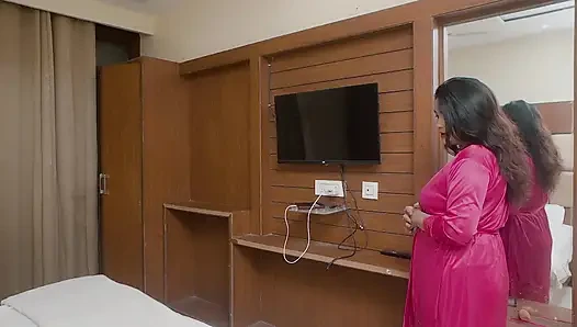 indian maid ko seduce kiya maalkin ne uske lund se chud kr liye mzaa hd audio