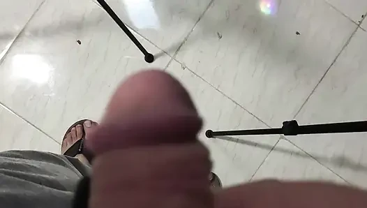 Лучшая подруга делится своим бойфрендом с ее лучшим другом с идеальными сиськами