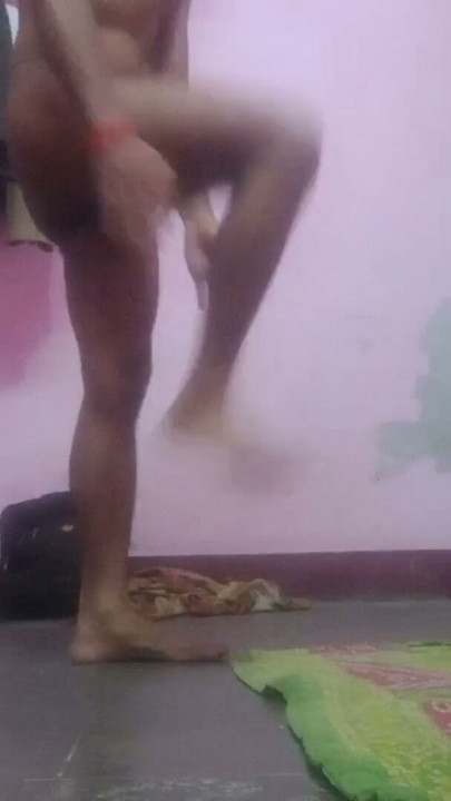 Nude workout | Clip 2