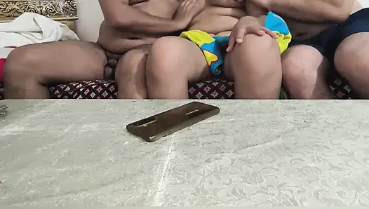 Arap evli kadın arkadaşıyla gerçek amatör seks yapıyor