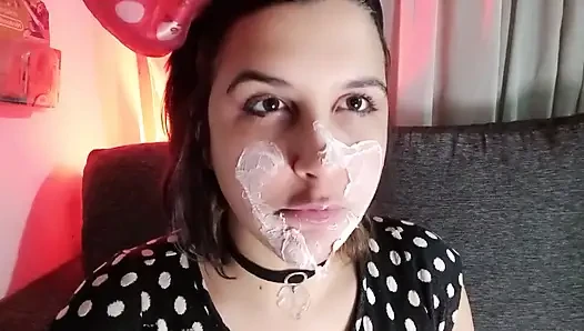 Making a Bubblegum Mess - Minnie Outfit - Bunny Looner