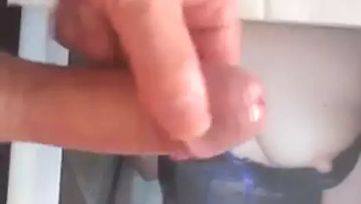 Ekw'ye övgü