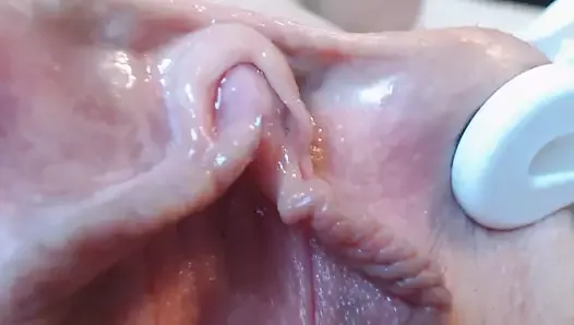 Neon Wand Close Up Pulsating Clit Orgasm
