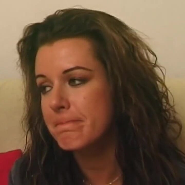 Cute young brunette introduces herself and her stunning bottom