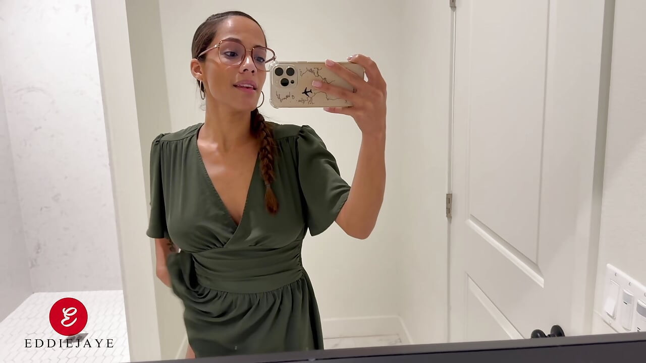 Sexo no chuveiro com uma modelo francesa