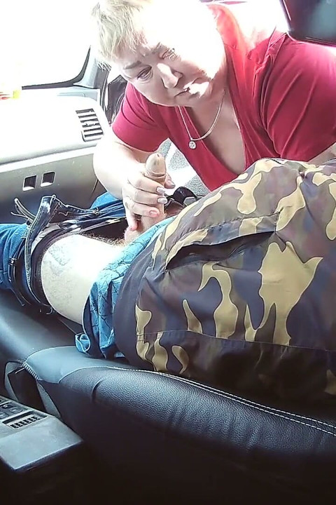 A friend gives me pleasure in the car