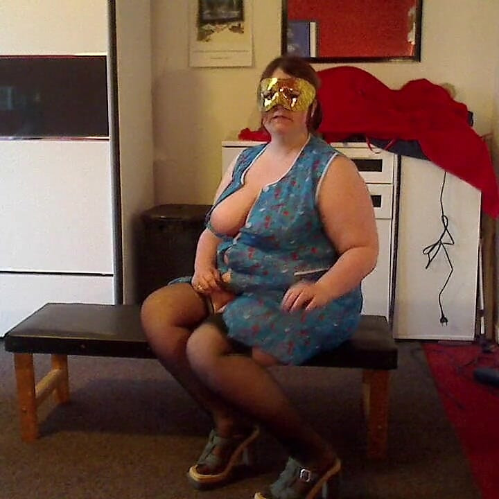 Horny Dominace Lady in Overall