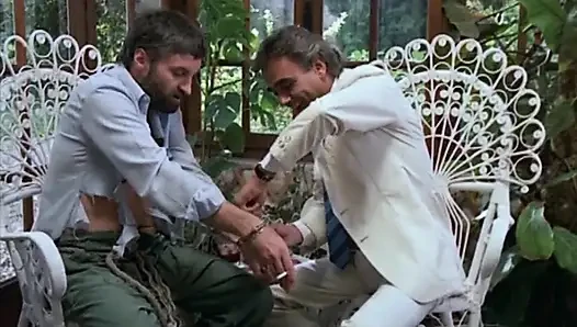 Heisse Hoschen - minyon culottes chaudes et mouillees - bu gece beni baştan çıkar - tatlı seksi frikikler (1982)