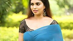 Malayalam Kambikatha - Doctor Sherly (dicirikan oleh Meera)