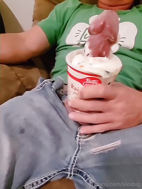 Big Cock Loves Frosting