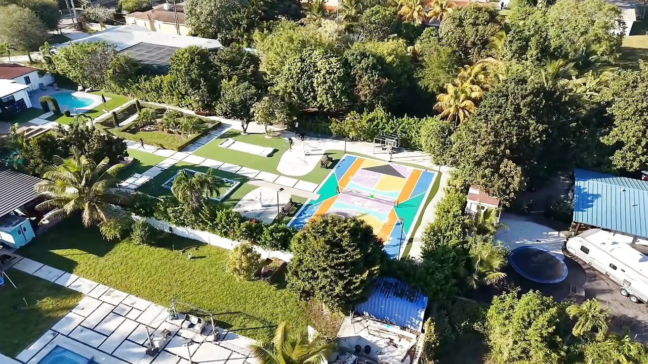 Tenemos acceso a la casa de los creadores más exclusiva - the Circle