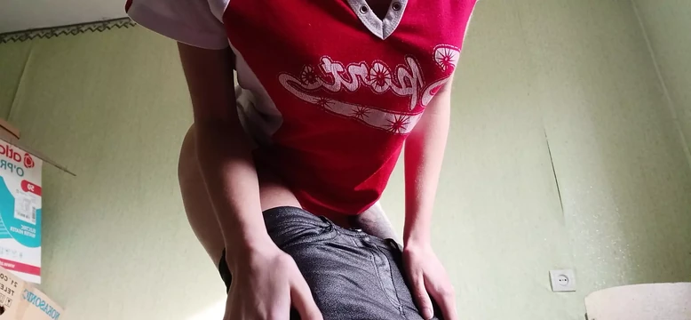 I masturbate to my neighbor in the apartment while she makes us coffee