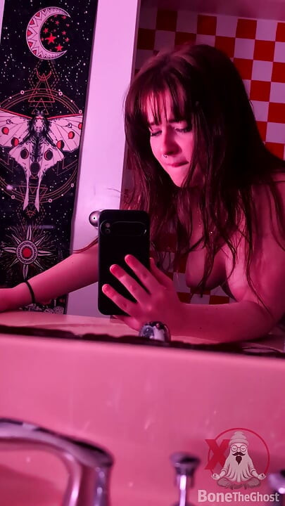 Teen Mirror Fuck Selfie