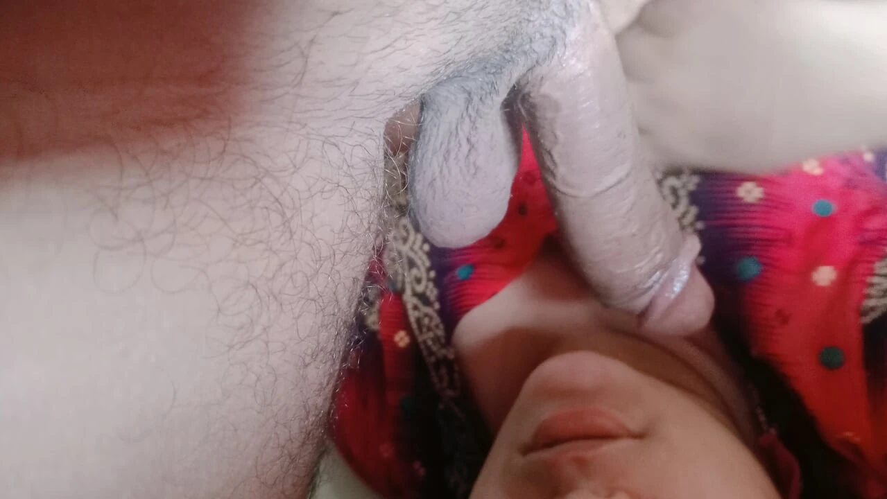 A bengáli férj és feleség nagyon kemény arcszopás.