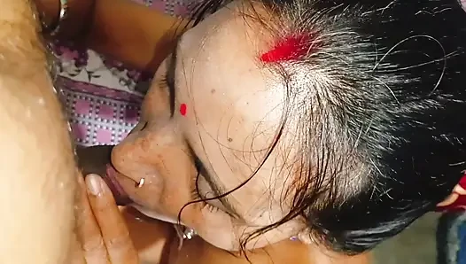 Desi Romantic Hot Indian Sex Video In Saree