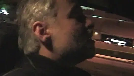 Wilde Taxifahrt mit heißen Überraschungen