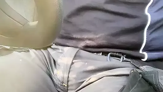 STRAIGHT DADDY BULGE AT WORK