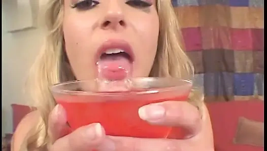 Samantha ryan si cewek nakal rambut pirang lagi asik muncrat di kaca setelah dientot habis-habisan sama cowok berperalatan lengkap