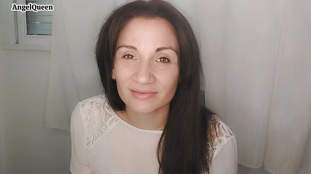 Psychologist Humiliates 38-Year-Old Virgin and Orders Her to Masturbate JOI Femdom with Humiliation