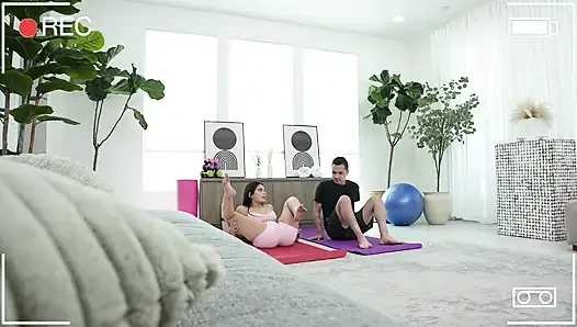 Yoga üvey erkek kardeşimi ve beni nasıl yakınlaştırıyor