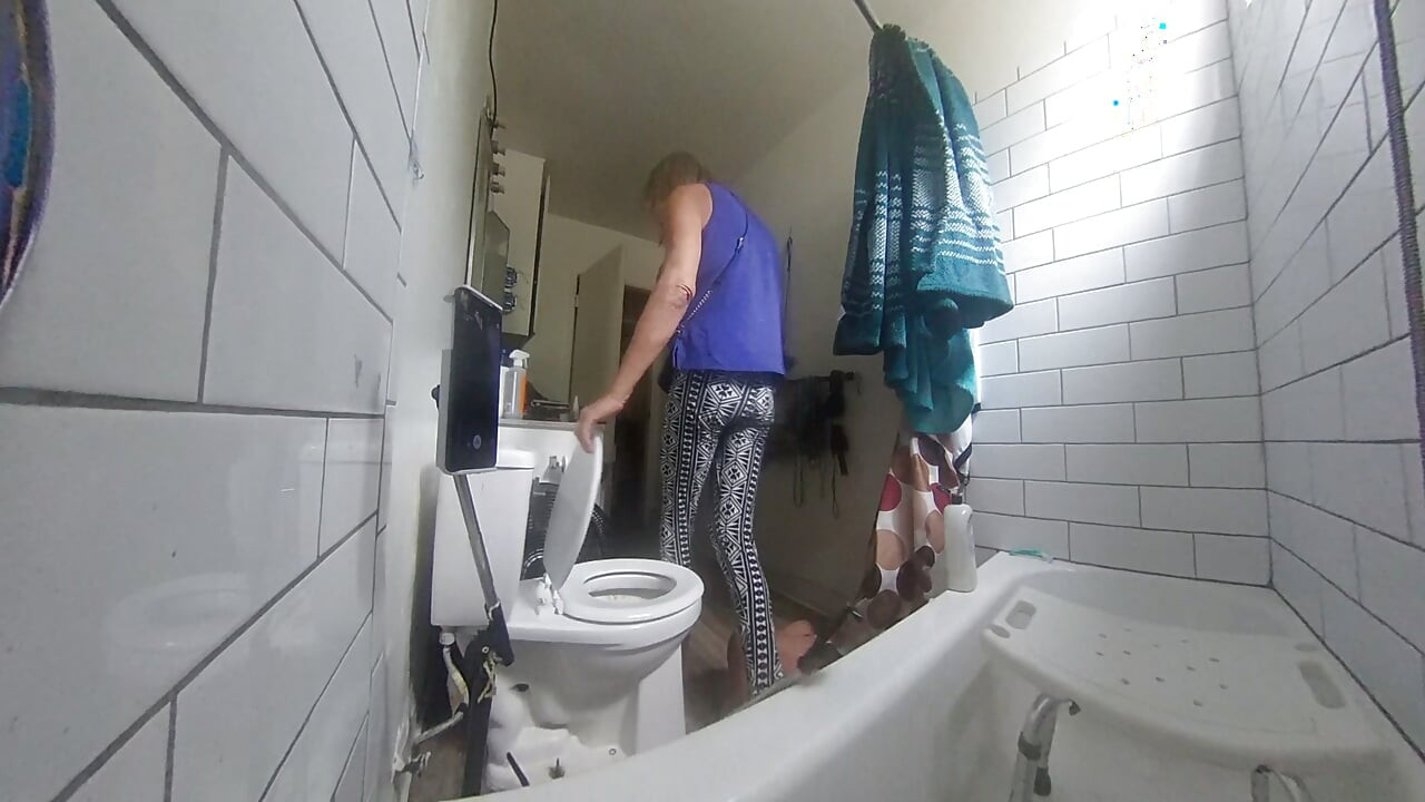 Lizzyyum VR iulie 2026 masturbare în baie # 53