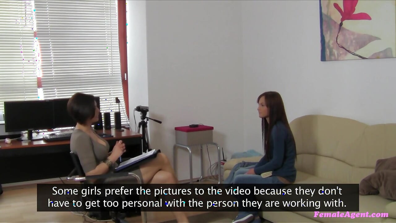 Female Agent - Hesitant Jessy Taylor Watches an Agent Masturbate & Tries an Indoor Sex Toys Shoot