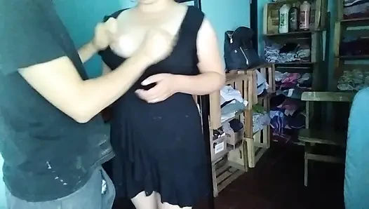 Mit ihren titten spielen und ficken