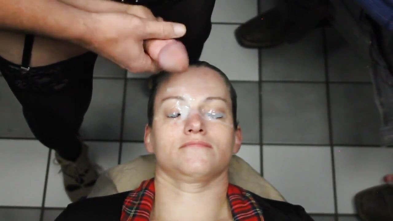 ダーティ・ディーズの継続的な塗り付け