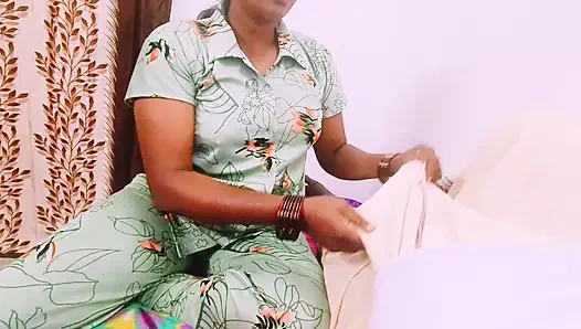 Kakek desi ngentot gaya doggy sambil ngomong jorok