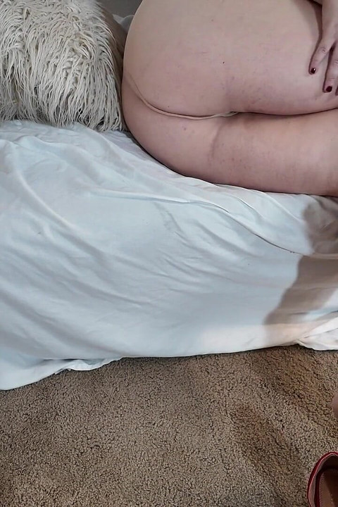 Big Ass BBW MILF in Sheer Nude Pantyhose