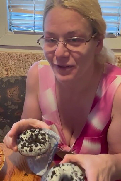 Mâncat și fetiș cu burtă mare, spargere, pârțuri