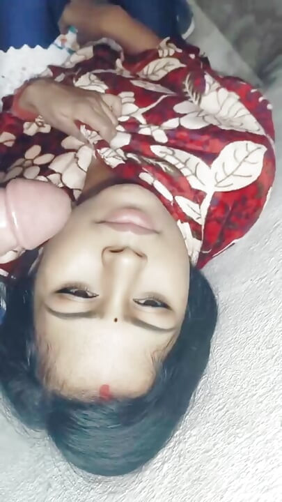 Nisha Bhabhi seks met vriendje van buurman met veel aantrekkelijke seksposities