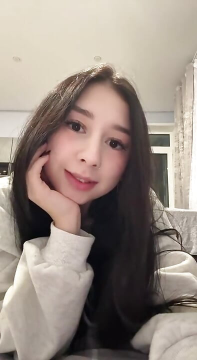 AislyEmbury video