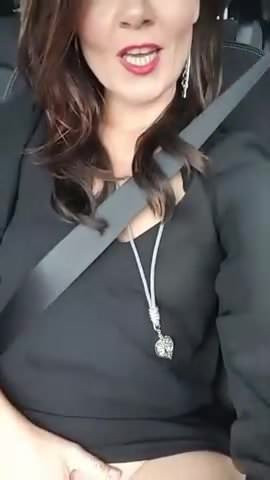 Milf masturbate 8
