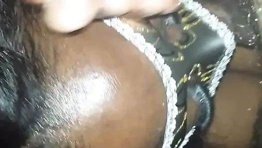 Bakış açısı büyük memeli büyük zenci yarağı