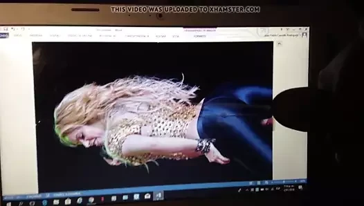 Shakira cumtribute