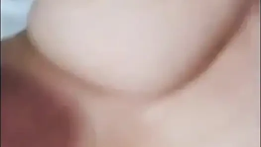 Getaran throb pantat dan memek