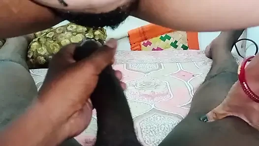 Seksi hintli kadın evde sikiliyor