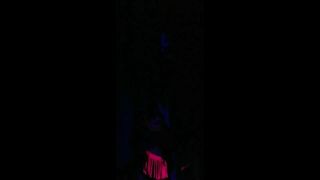 Stripper asiático mariquita bailando a lollipop por lil wanye