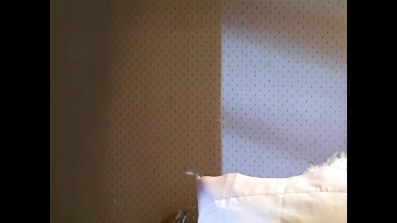 Kaylinn e Kendra: Duas meninas lindas se entregam a uma noite de sexo lésbico