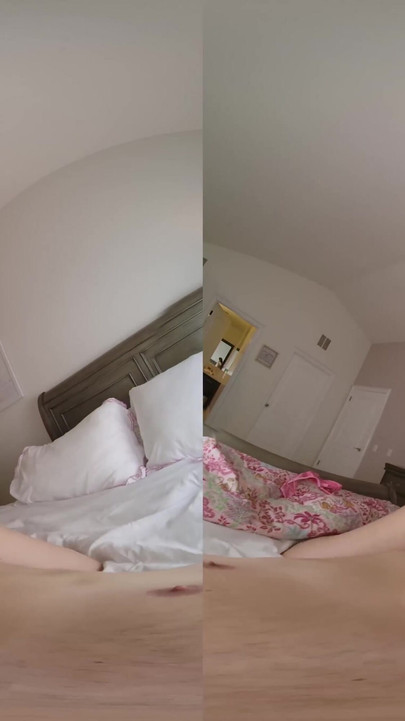 Moment palpitant de la "BaDoinkVR Selena Ivy crede că 2 ar trebui să facă unele fotografii obraznice și clipuri video pentru a obține un pic"