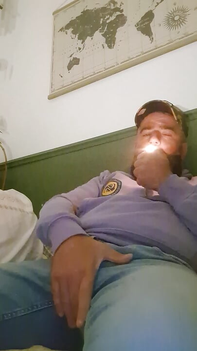 Bearded fuck are masturbator