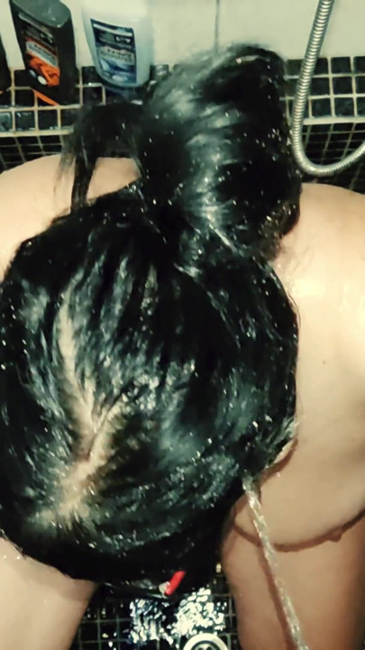 Mature mother gets mouth fuck and golden shower | Clip 1