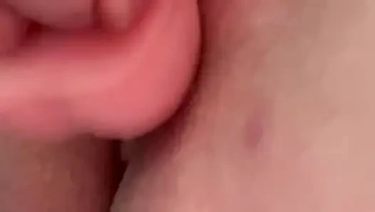 Shower, Fingering, Dildo and Squirt