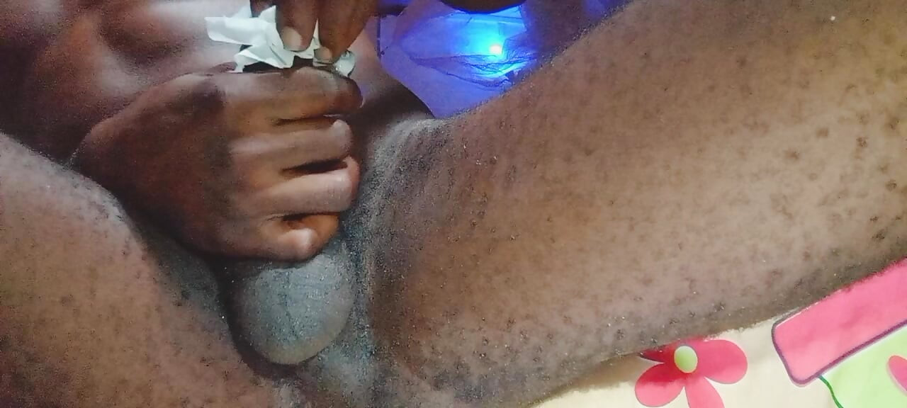 Então você vai se masturbar pensando no seu enteado? Oh perfeito, então entre em todas as quatro putas ...