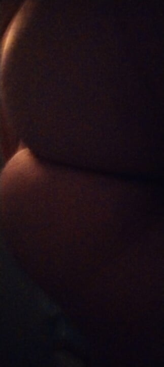 doing my night time hot leglifts