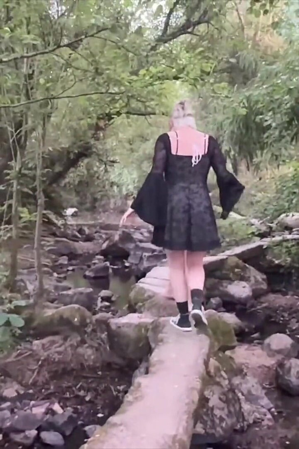 2 Girlfriends Get Fucked in the Woods by a Stranger!