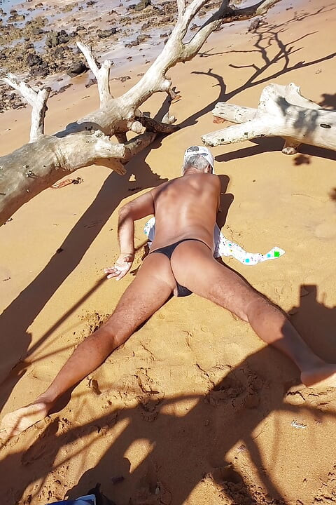 Ladysilva in panties on the beach what a hot ass