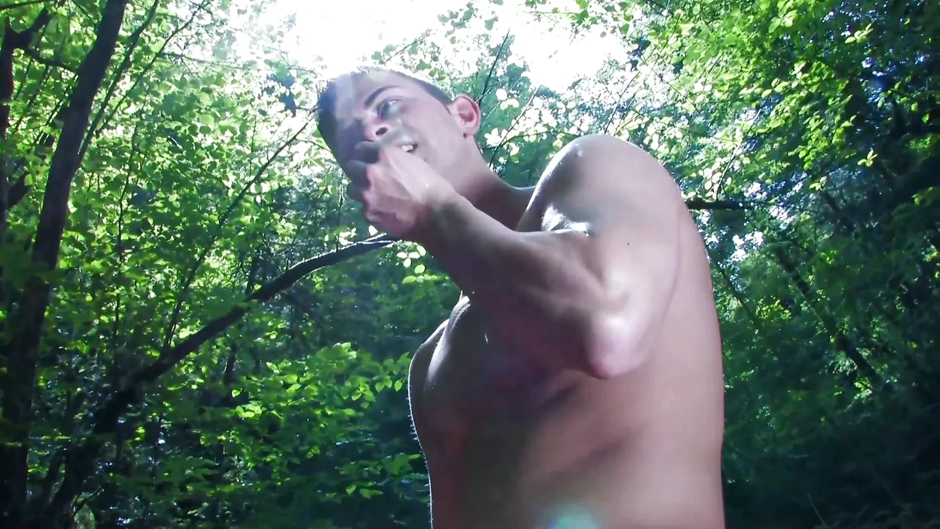 Wir trafen uns im Wald um laut zu ficken