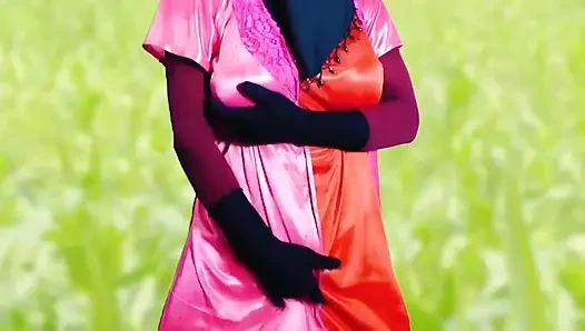Kontol dimasukin kontol ke dalam memek sempit shali